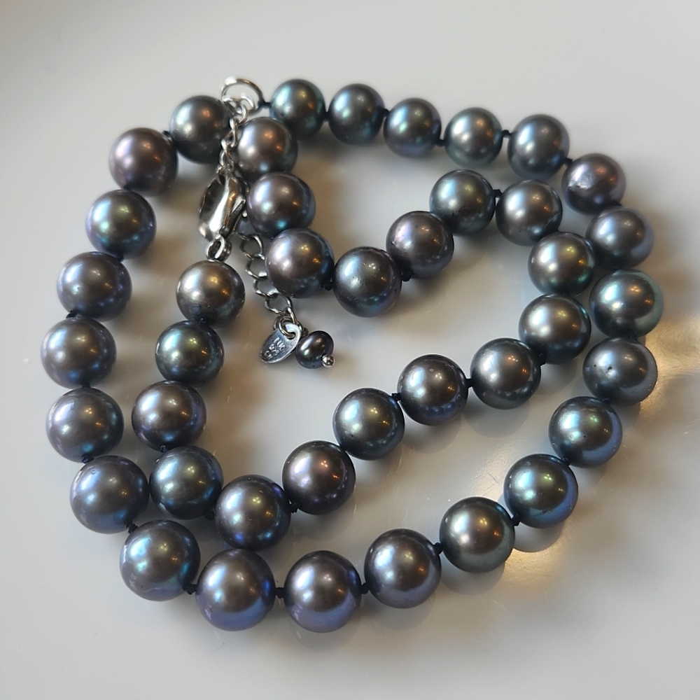 Vintage Genuine Gray Pearls